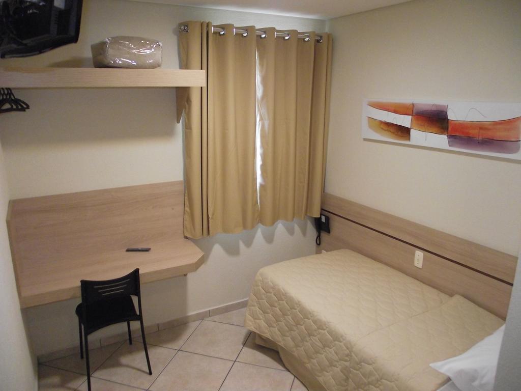 Hotel Eden 소로카바 외부 사진